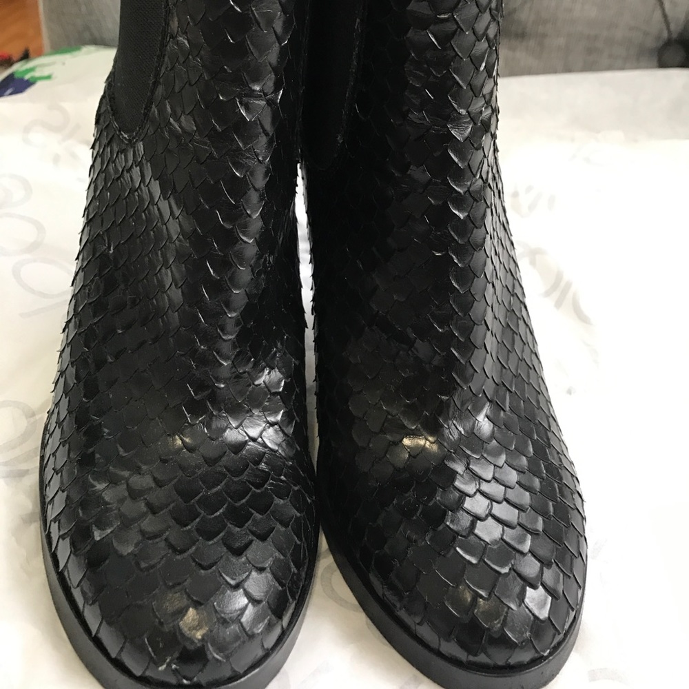 AGL women boots. Made in Italy. Size 36.5